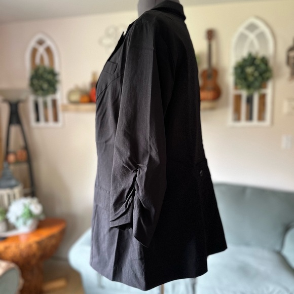 Torrid Studio Lexington Millennium Stretch Blazer - Black - Picture 5 of 8